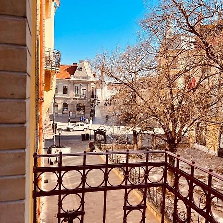Apartment Friends Central Oradea Exterior foto